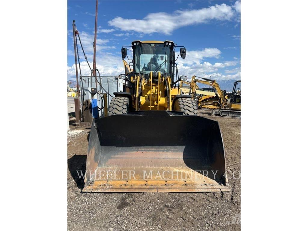 CAT 926M QC 3V لوادر بعجل