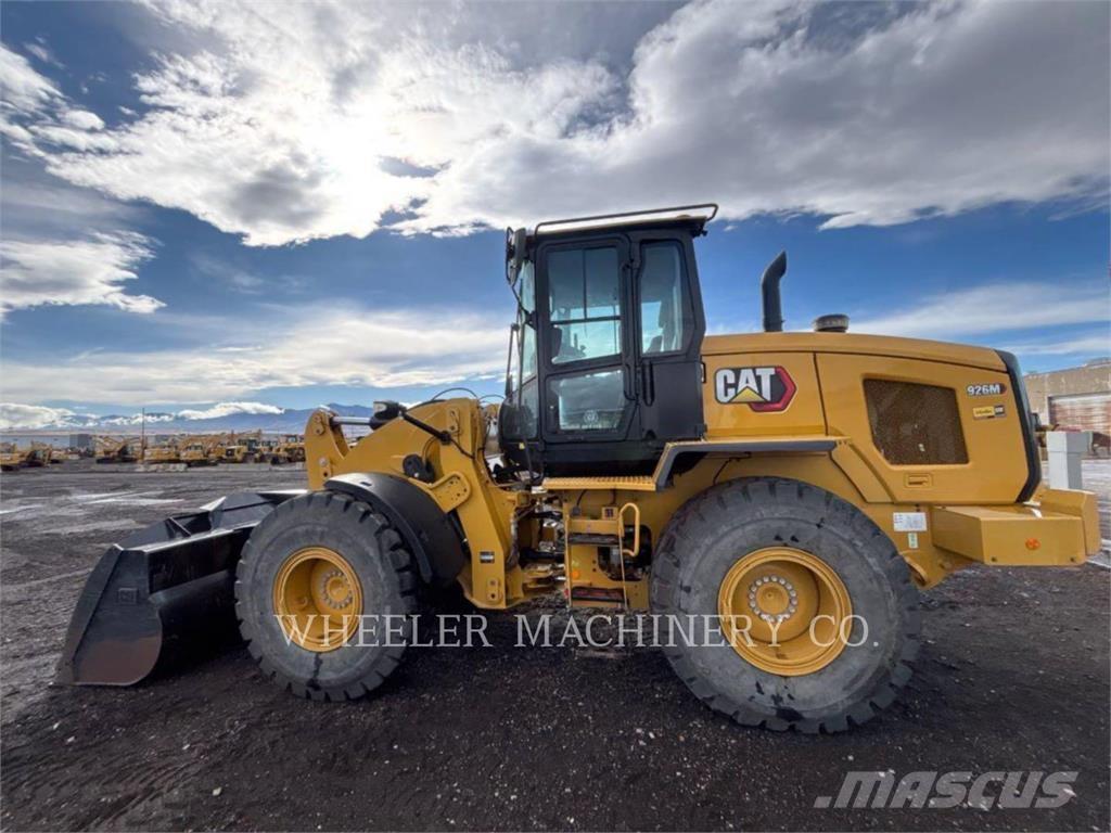 CAT 926M QC 3V لوادر بعجل