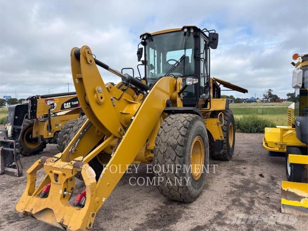 CAT 926MHL لوادر بعجل
