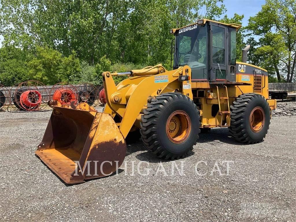 CAT 928G لوادر بعجل