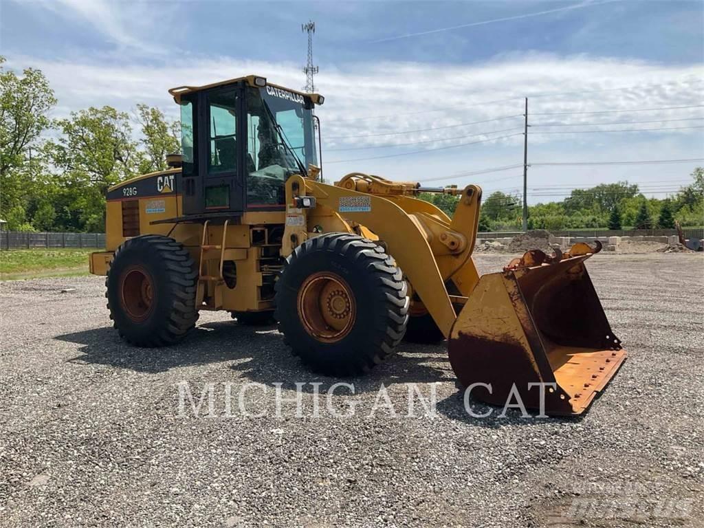 CAT 928G لوادر بعجل