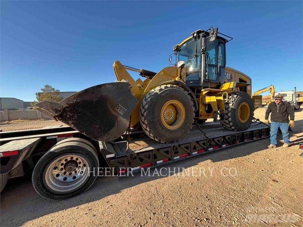 CAT 930 QC لوادر بعجل