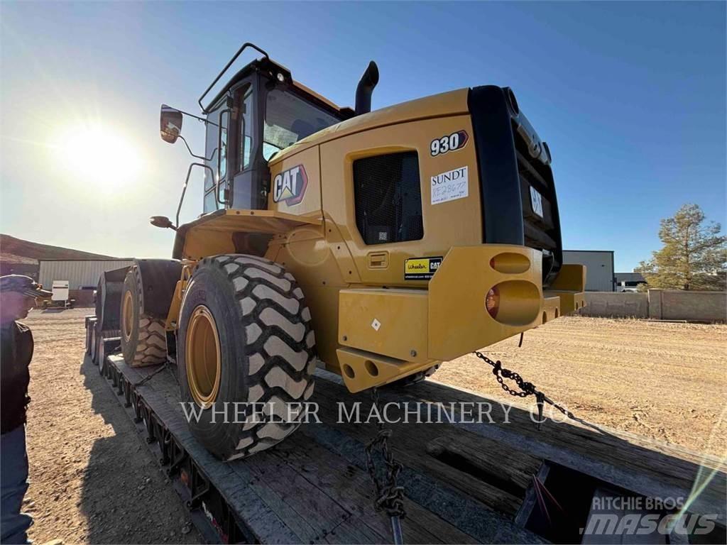 CAT 930 QC لوادر بعجل