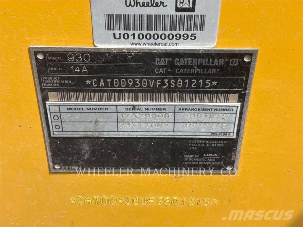 CAT 930 QC لوادر بعجل