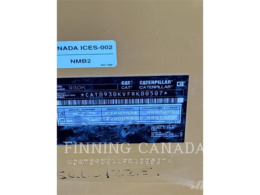 CAT 930K لوادر بعجل