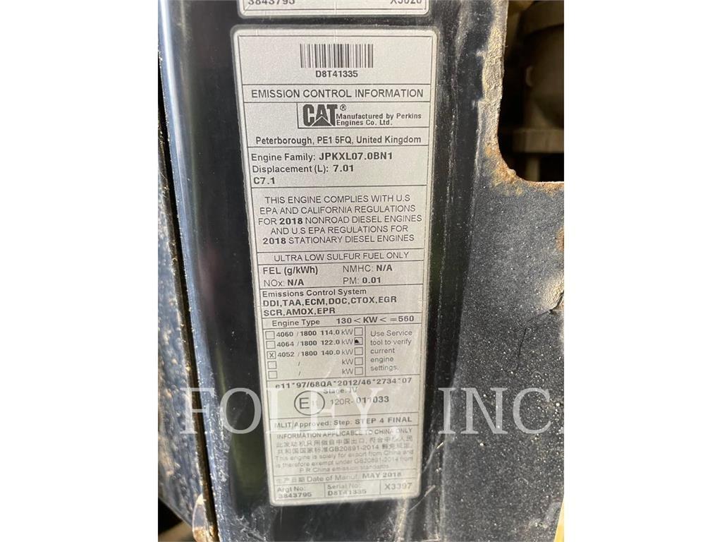CAT 930M لوادر بعجل