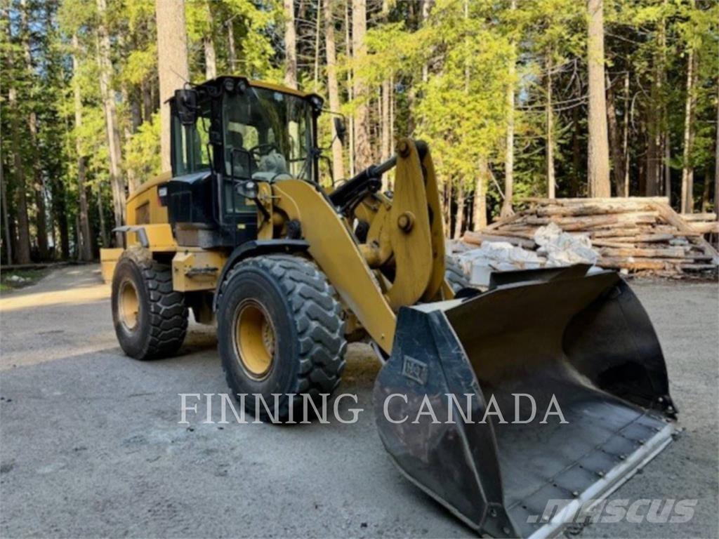 CAT 930M لوادر بعجل