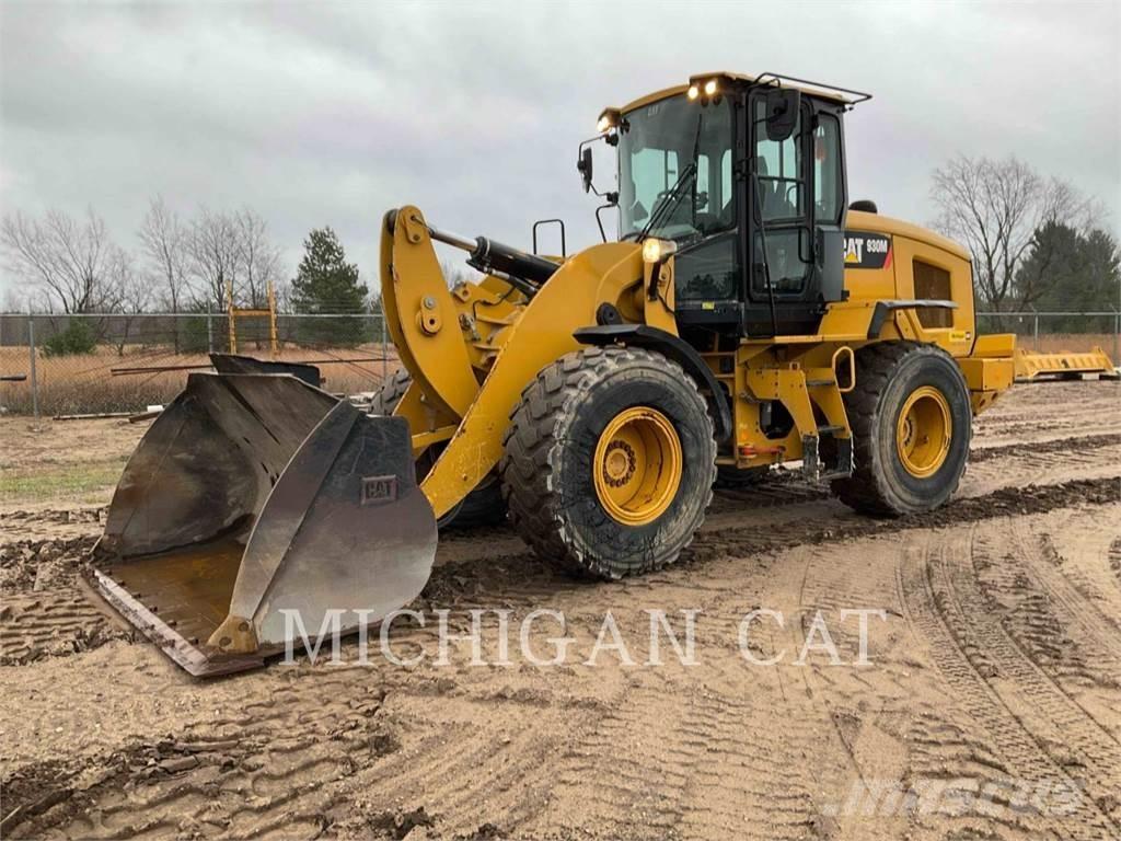 CAT 930M 3RQ لوادر بعجل