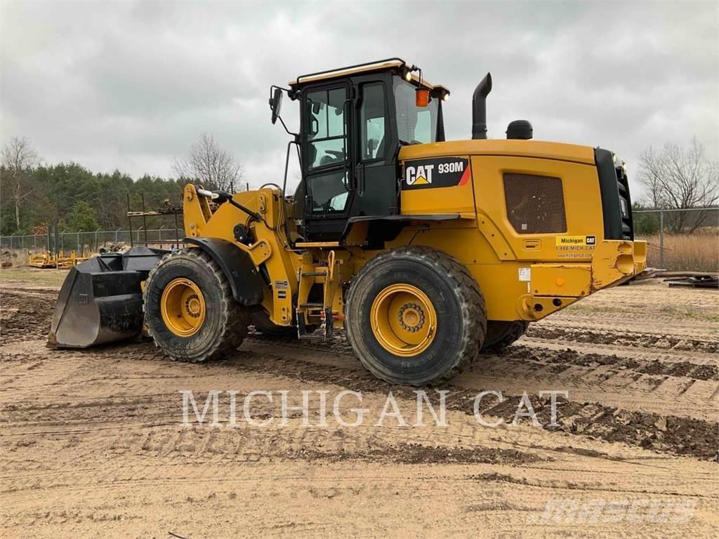 CAT 930M 3RQ لوادر بعجل