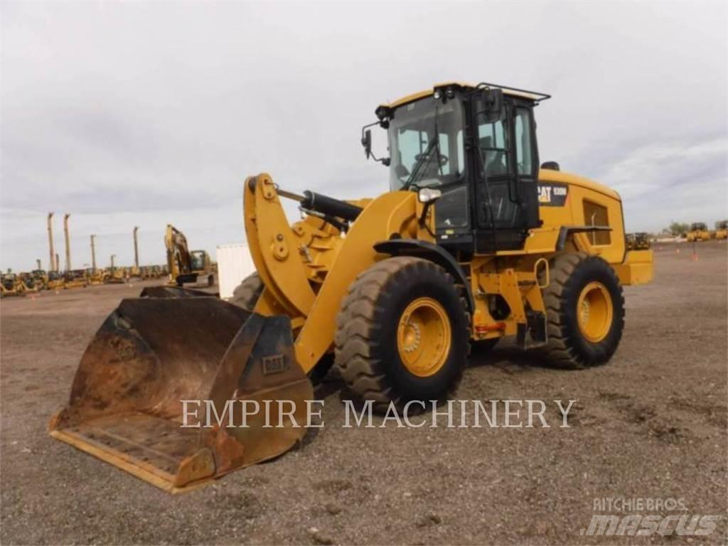 CAT 930M FC لوادر بعجل