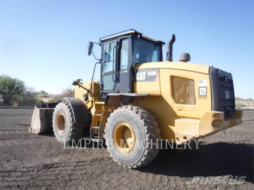 CAT 930M FC لوادر بعجل