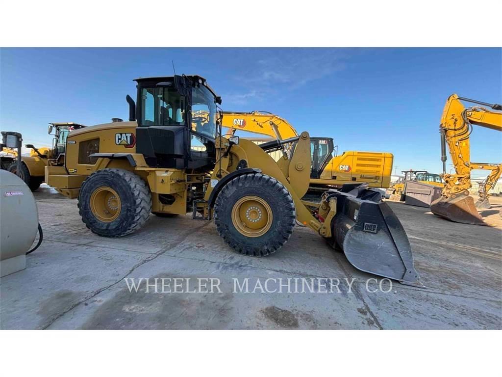CAT 930M QC لوادر بعجل