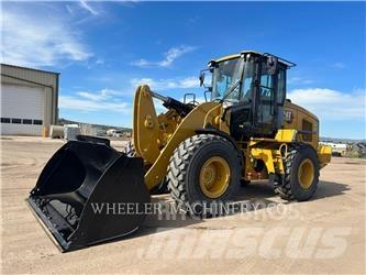 CAT 930M QC 3V لوادر بعجل