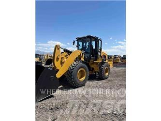 CAT 938 QC لوادر بعجل