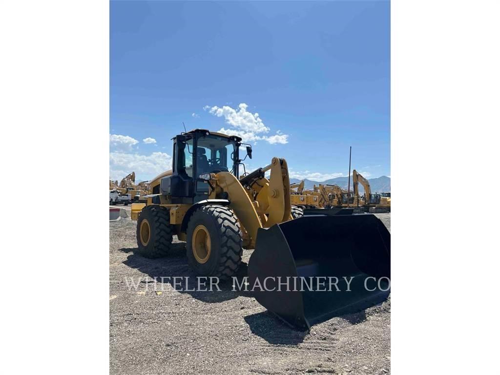 CAT 938 QC لوادر بعجل