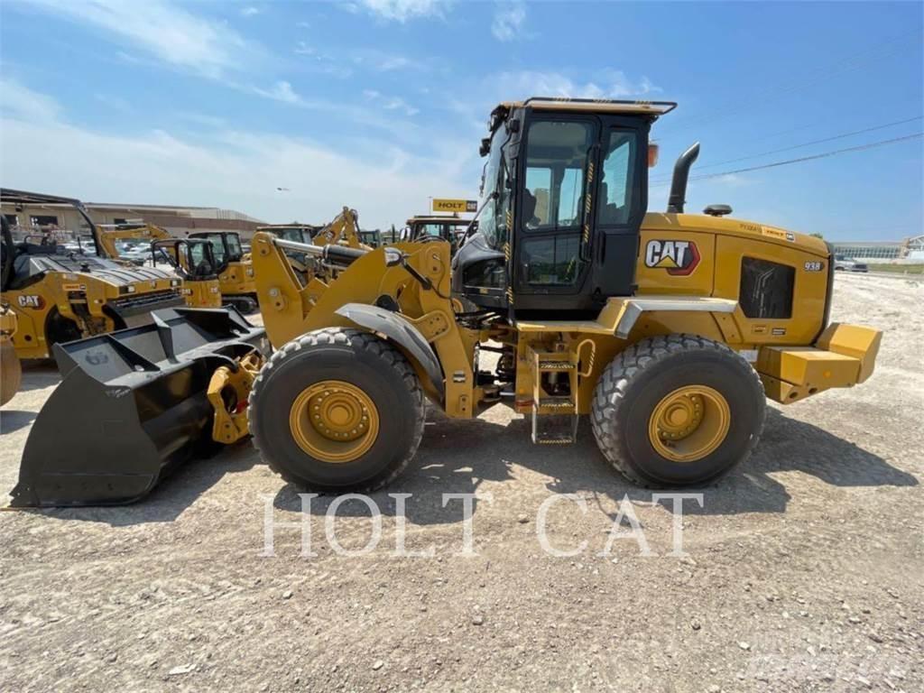 CAT 938 QC لوادر بعجل
