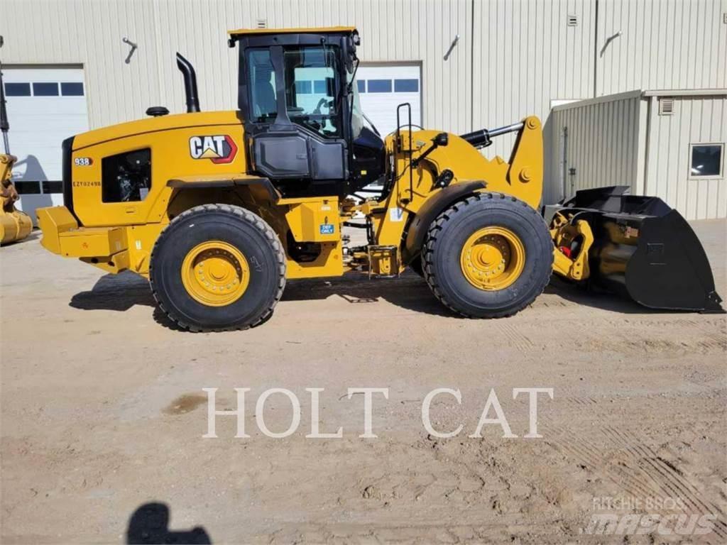 CAT 938 QC لوادر بعجل