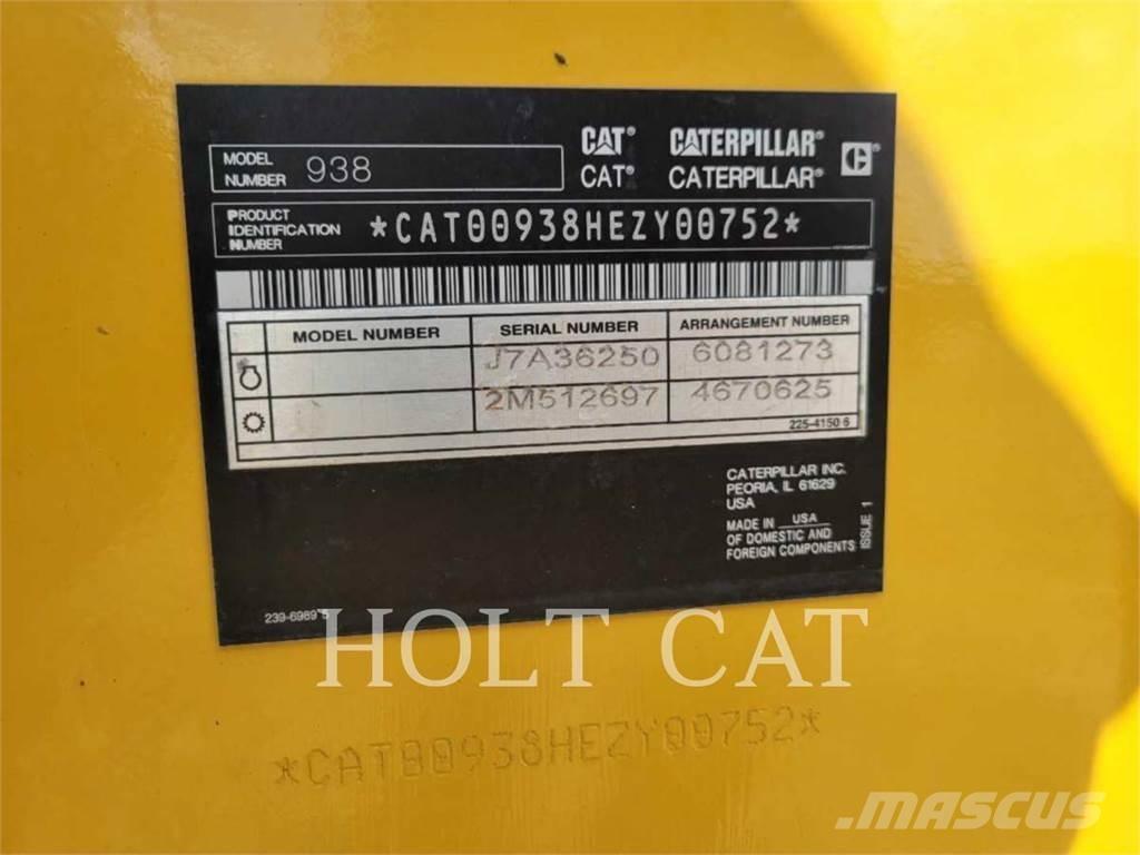CAT 938 QC لوادر بعجل