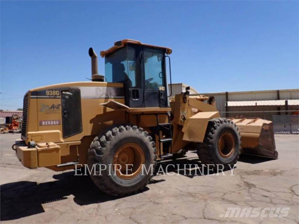 CAT 938G لوادر بعجل
