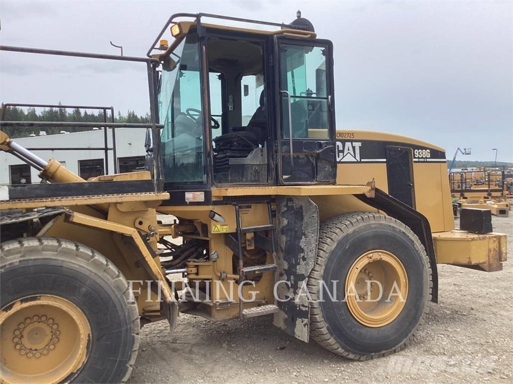 CAT 938G لوادر بعجل
