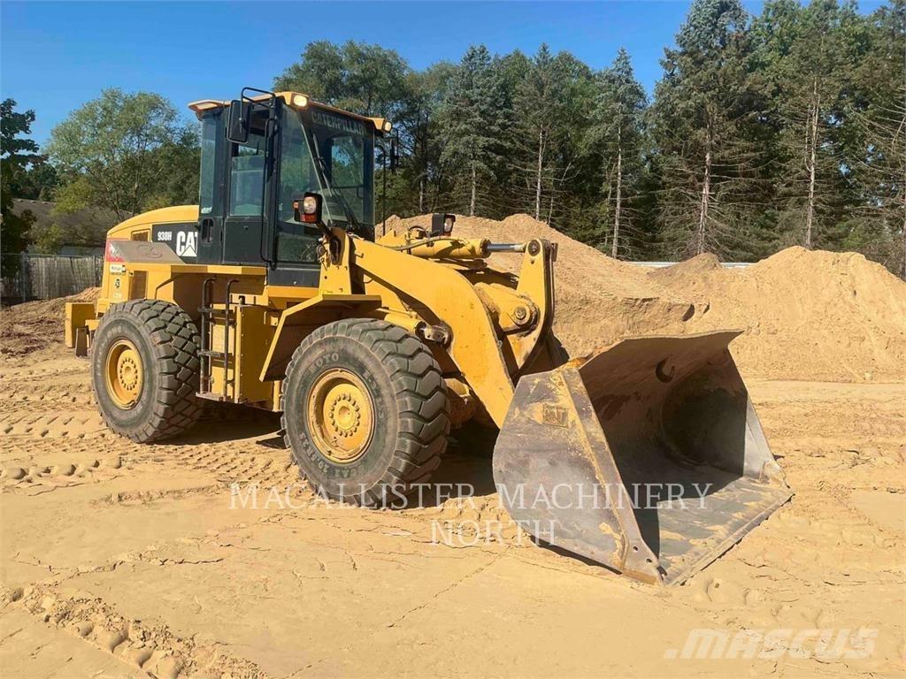 CAT 938H لوادر بعجل