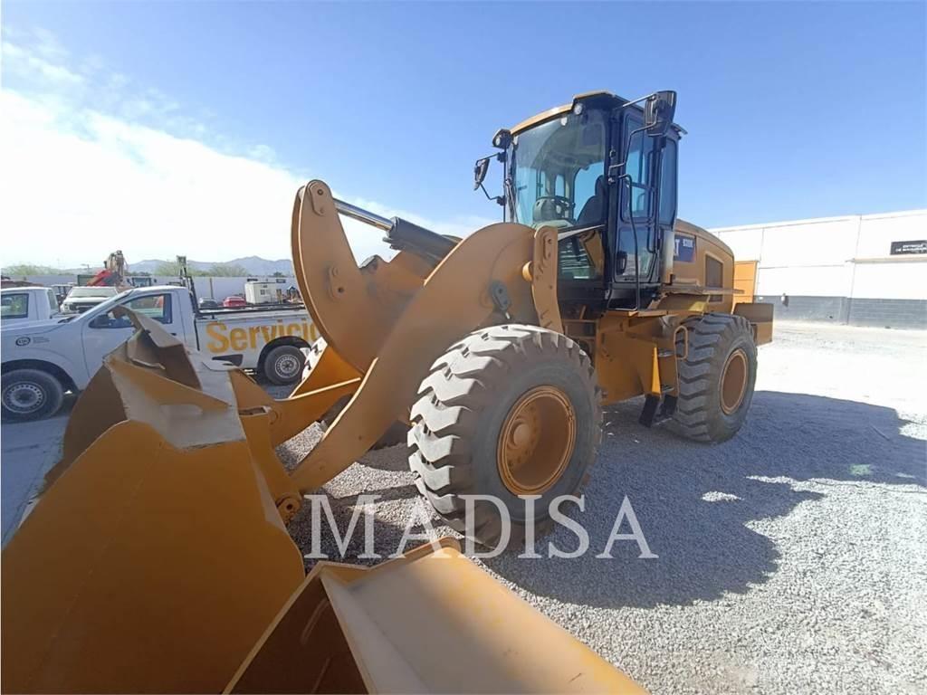 CAT 938K CL2 لوادر بعجل