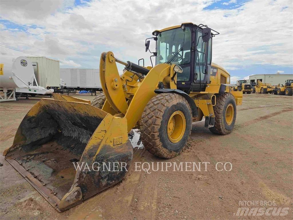 CAT 938M لوادر بعجل