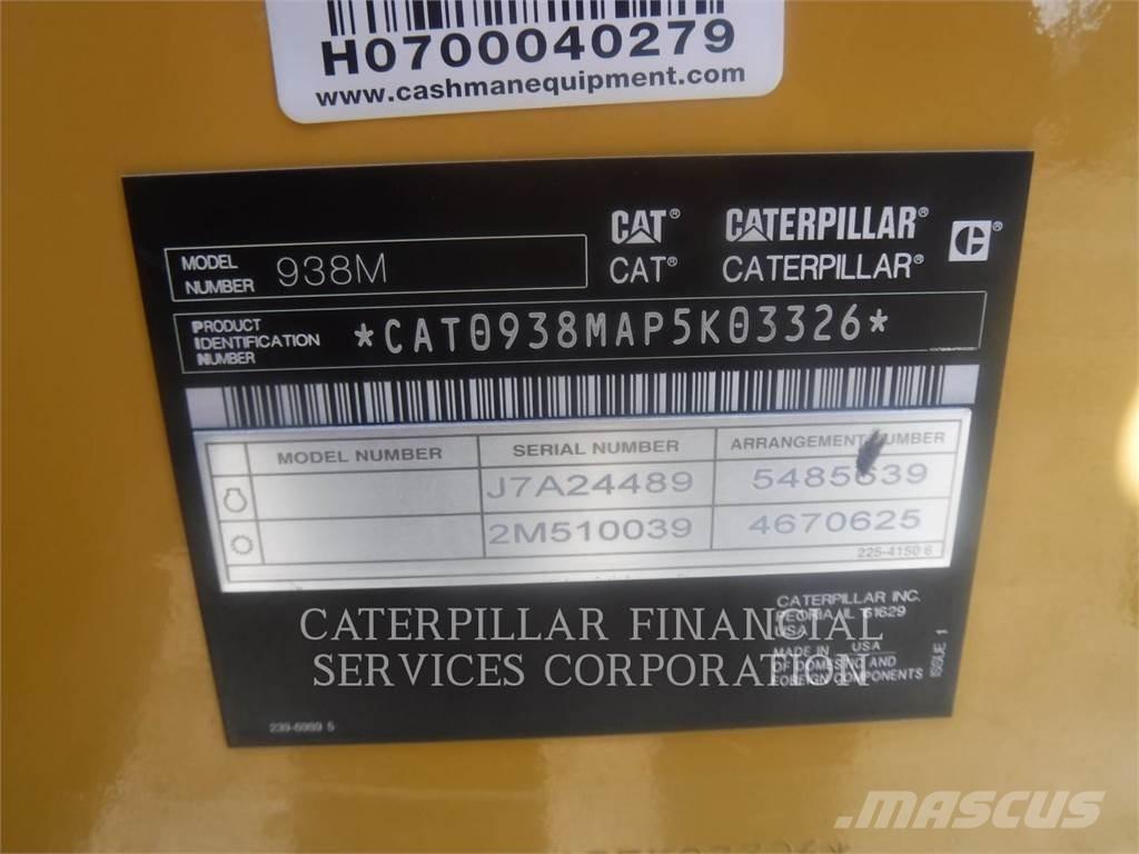 CAT 938M لوادر بعجل