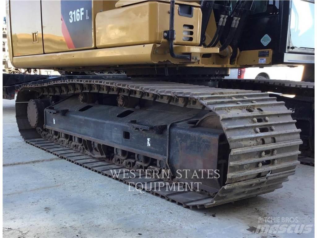 CAT 938M لوادر بعجل
