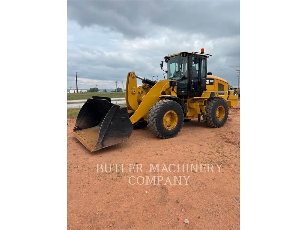 CAT 938M لوادر بعجل