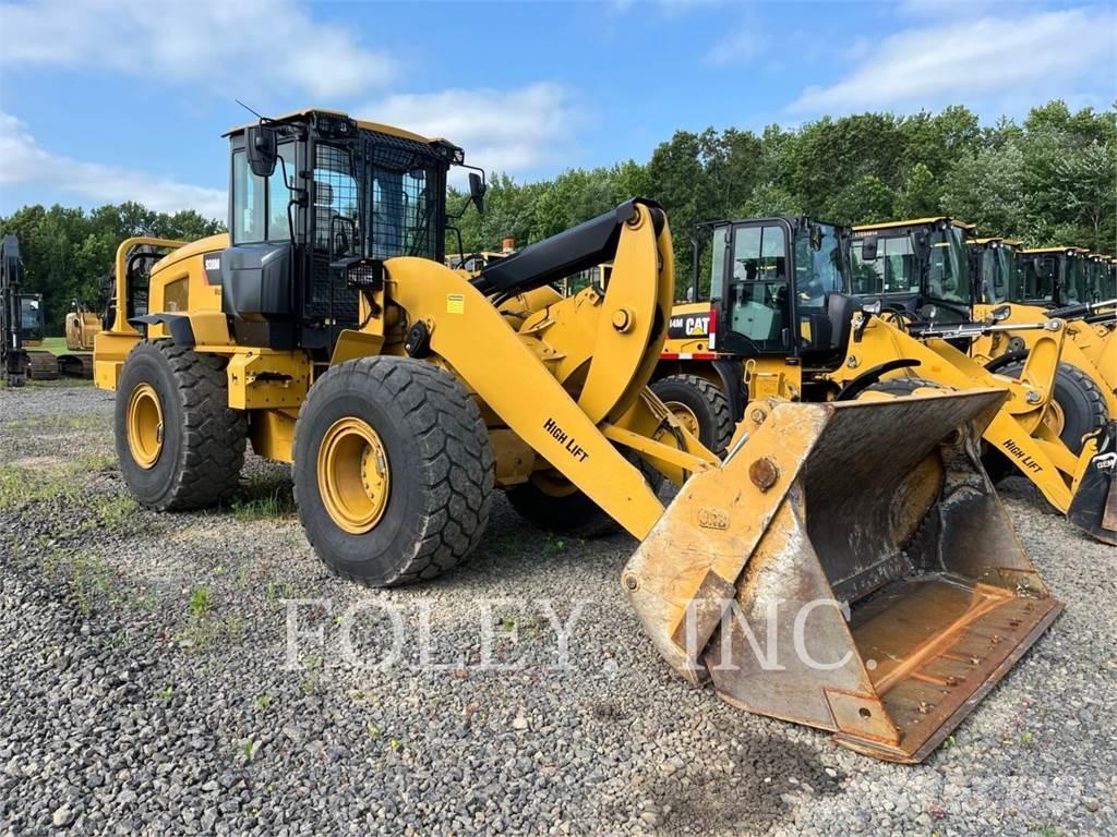 CAT 938M لوادر بعجل