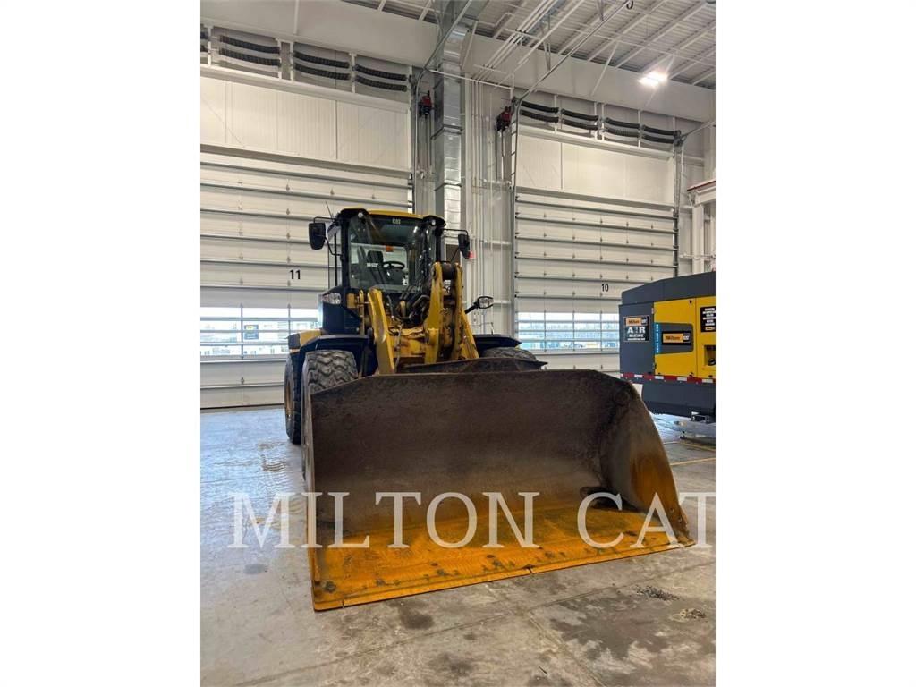 CAT 938M 3V لوادر بعجل