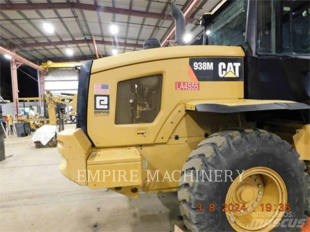 CAT 938M FC لوادر بعجل
