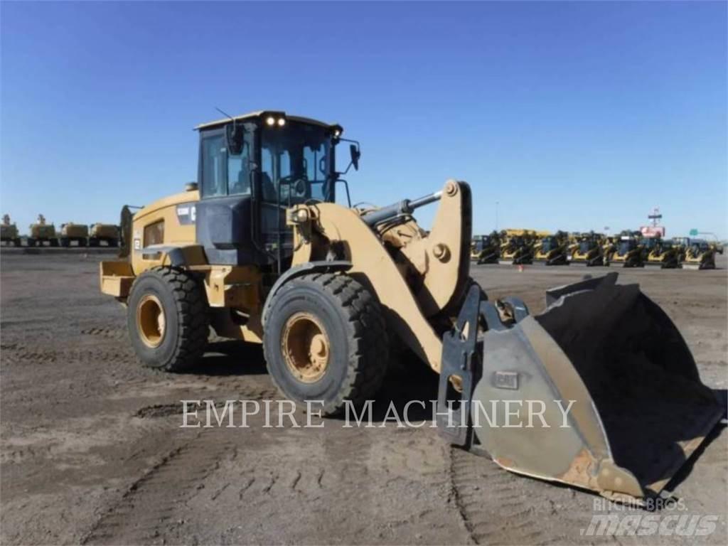 CAT 938M FC لوادر بعجل