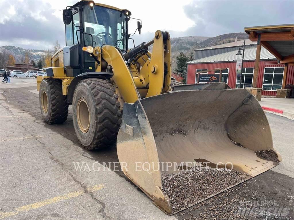 CAT 938M FC لوادر بعجل