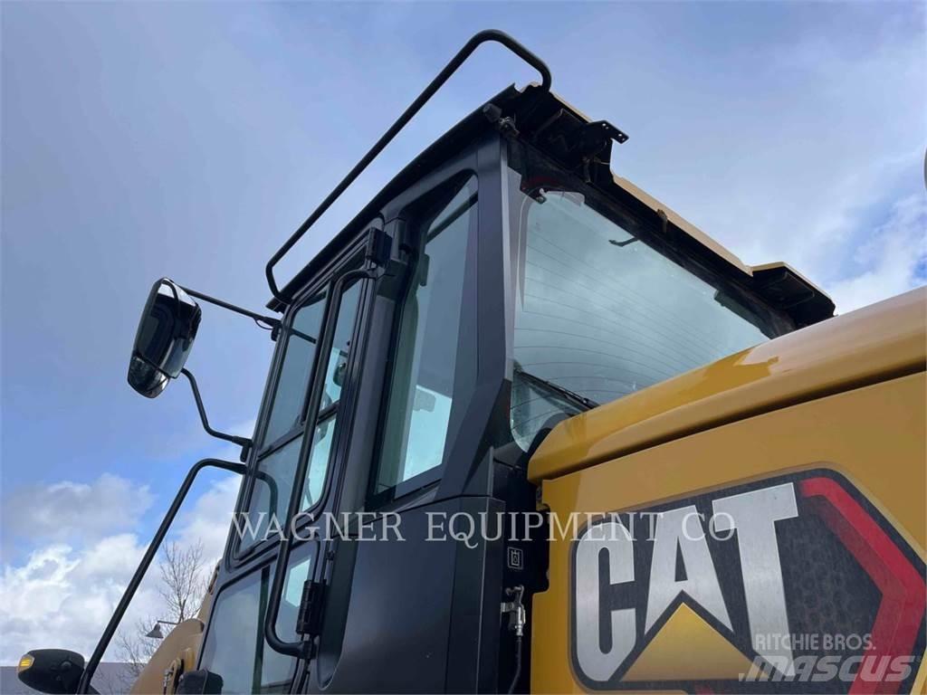 CAT 938M FC لوادر بعجل