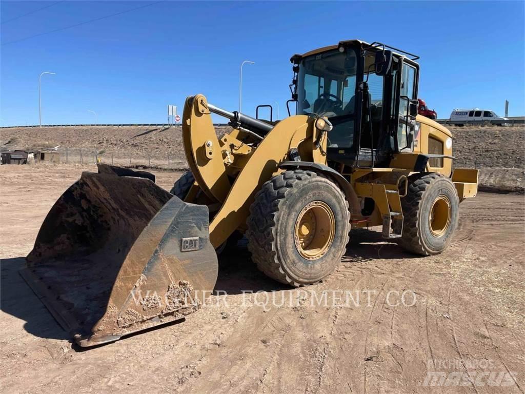 CAT 938M FC لوادر بعجل