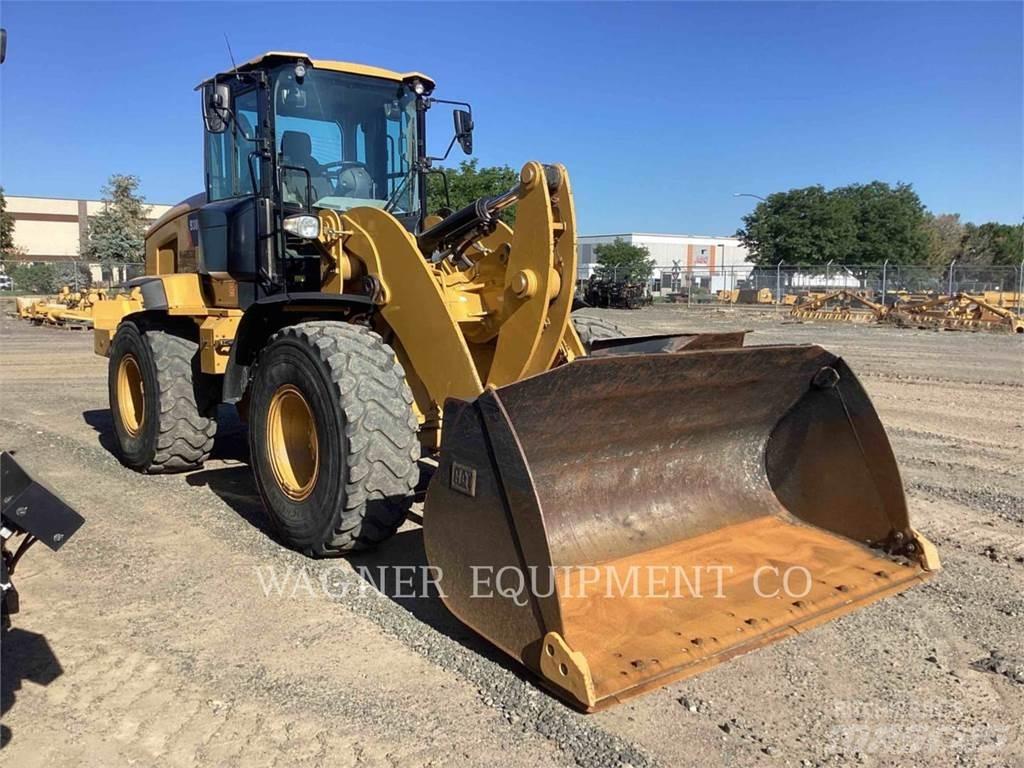 CAT 938M FC لوادر بعجل