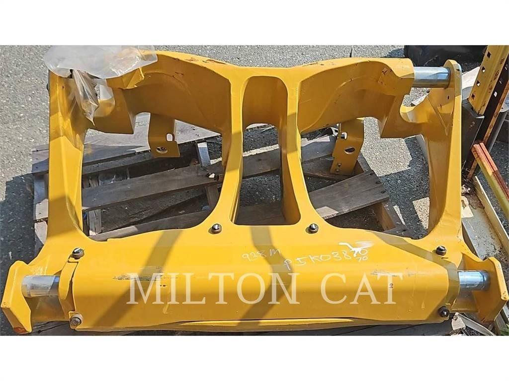 CAT 938M ISO COUPLER موصلات سريعة