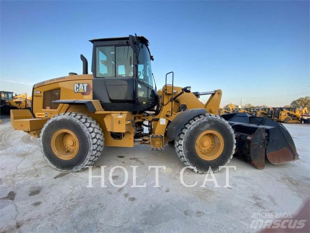 CAT 938M QC لوادر بعجل