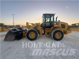 CAT 938M QC لوادر بعجل