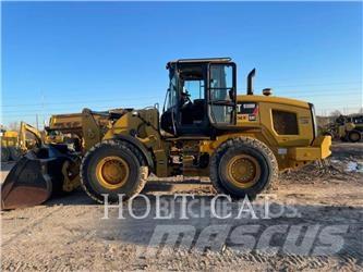 CAT 938M QC لوادر بعجل