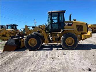CAT 938M QC لوادر بعجل