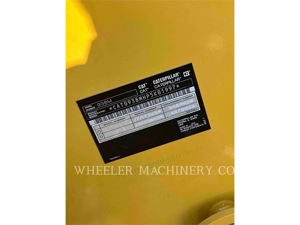 CAT 938M QC لوادر بعجل