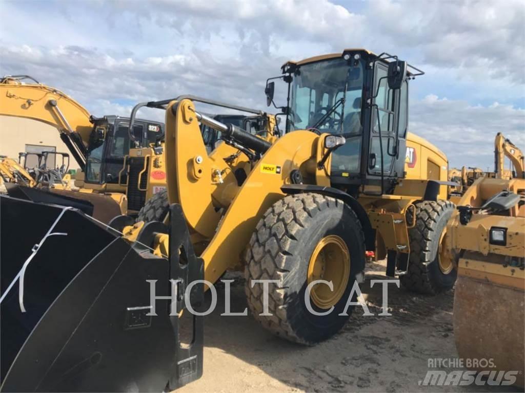 CAT 938M QC لوادر بعجل