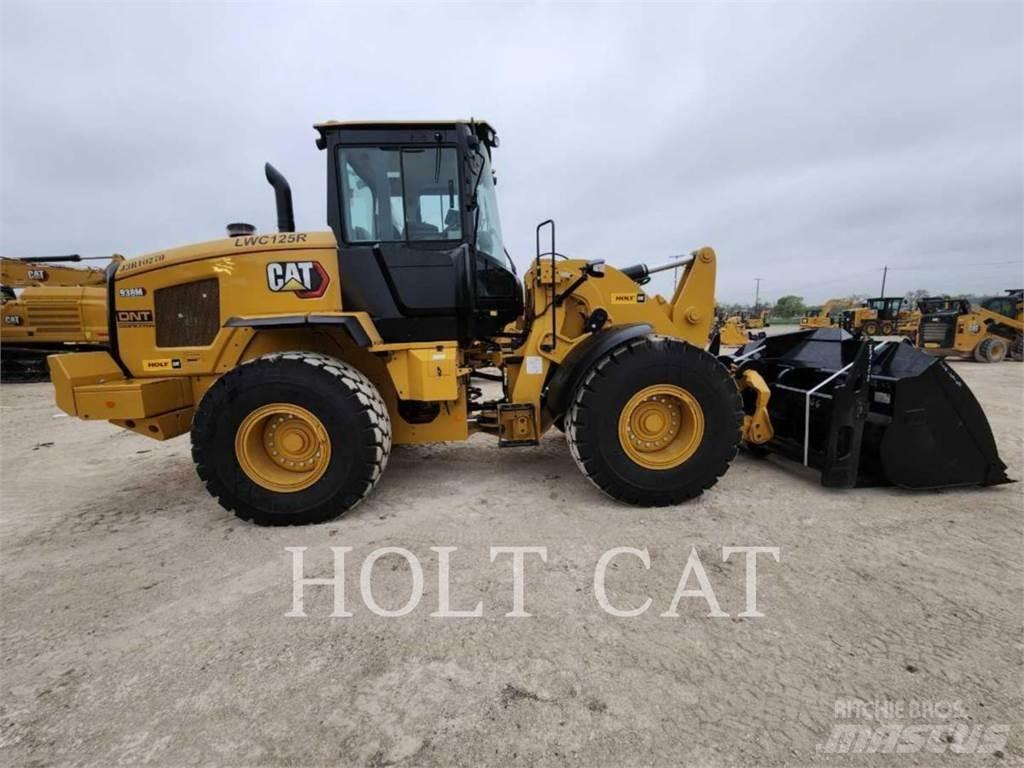 CAT 938M QC لوادر بعجل