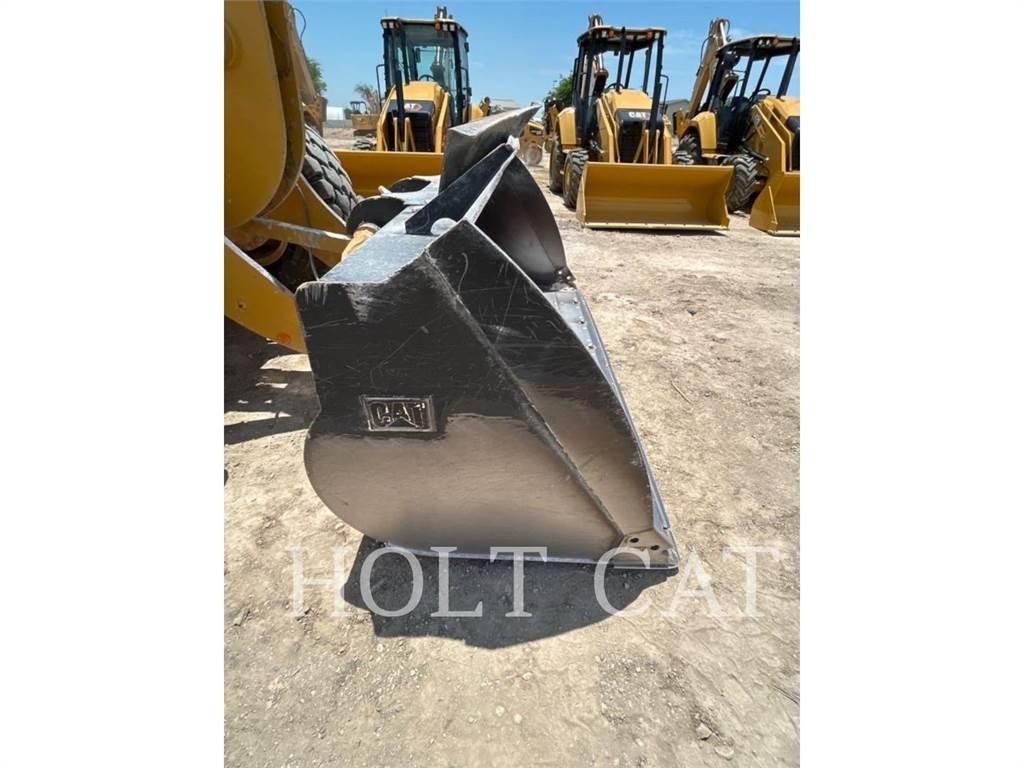 CAT 938M QC لوادر بعجل