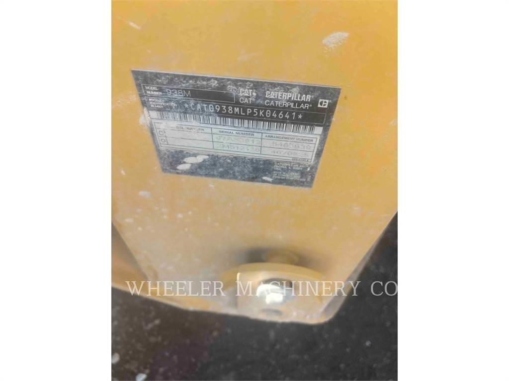 CAT 938M QC لوادر بعجل