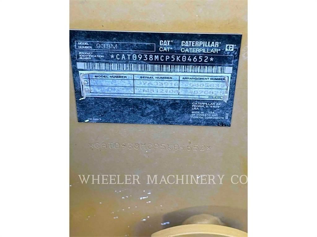 CAT 938M QC لوادر بعجل
