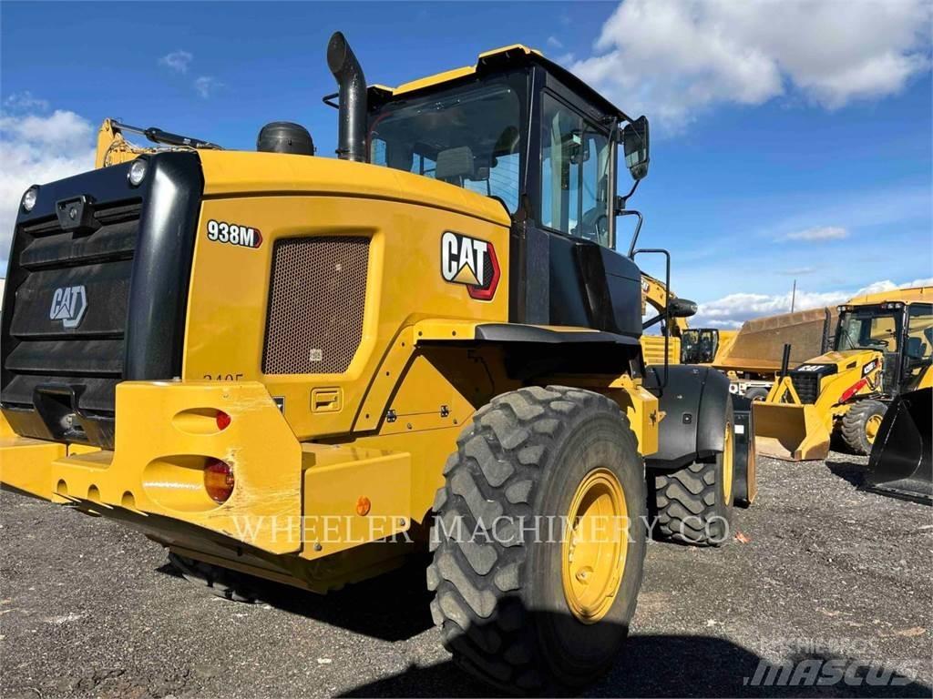 CAT 938M QC 3V لوادر بعجل
